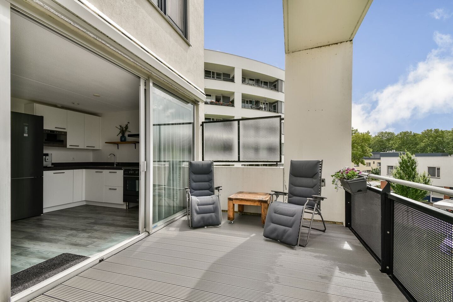 Hoekwoning te koop: Van Ravesteyn-erf 144, Dordrecht