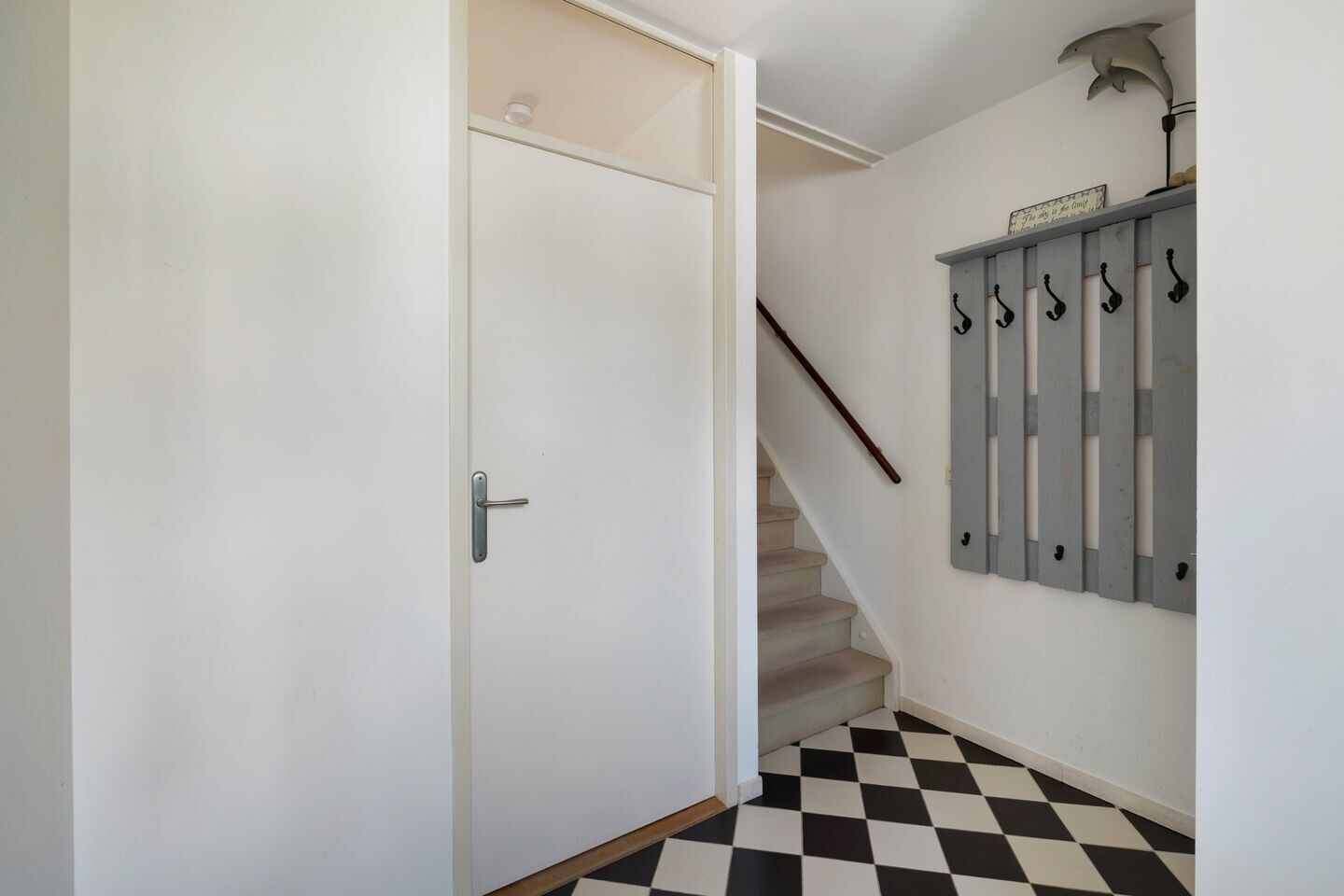Tussenwoning te koop: Aletta Jacobs-erf 48, Dordrecht