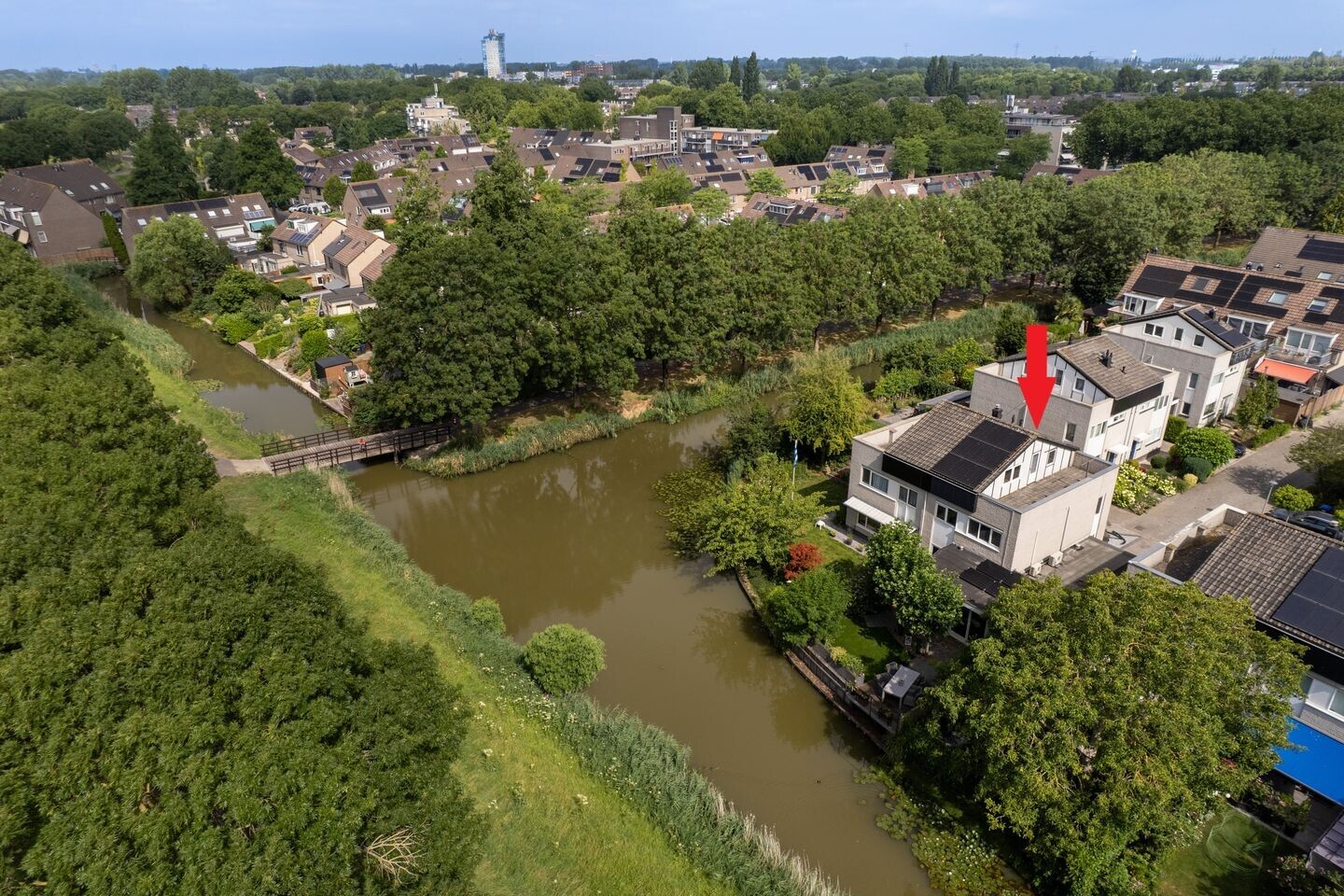 Tussenwoning te koop: Aletta Jacobs-erf 48, Dordrecht