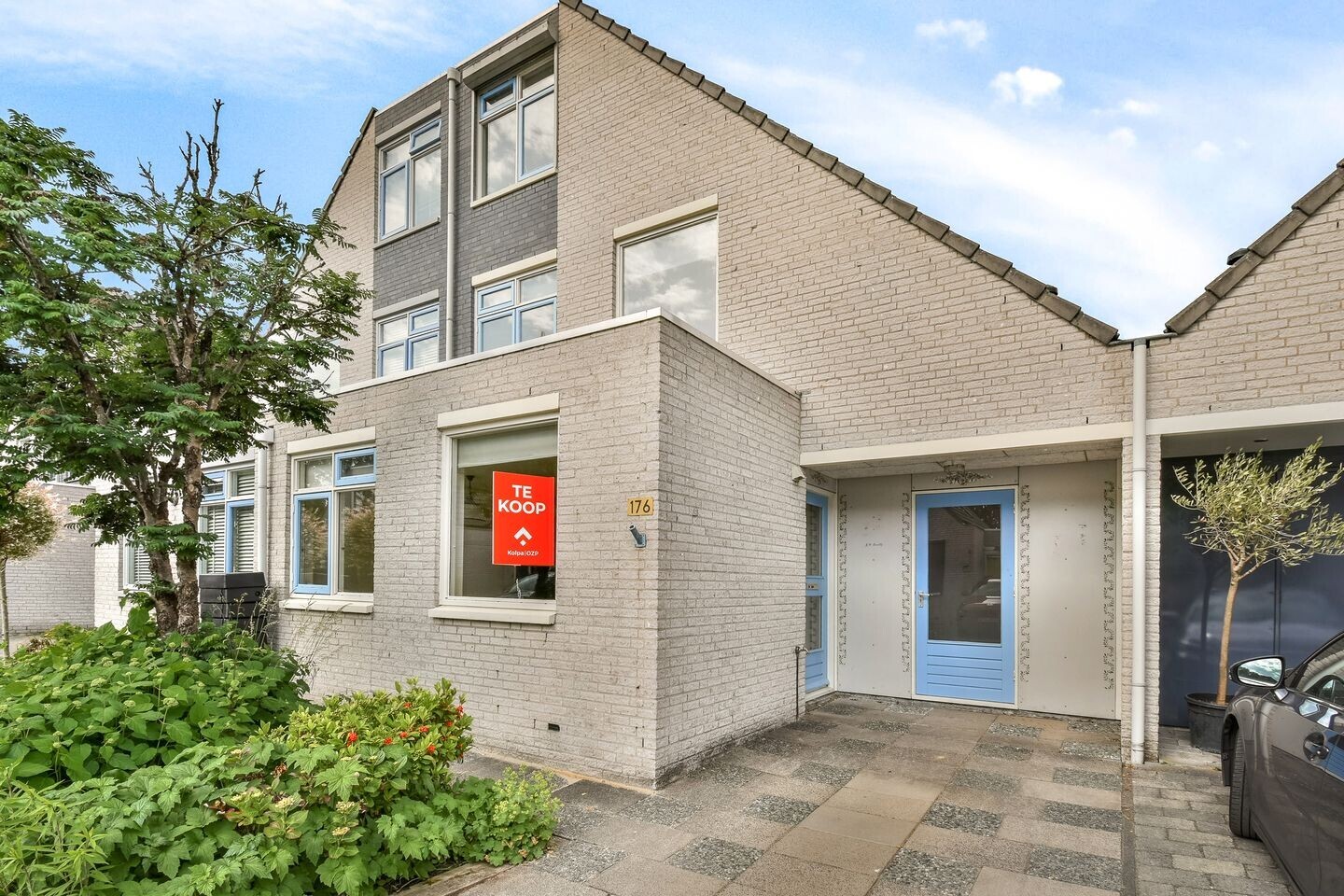 Tussenwoning te koop: Johanna Naber-erf 176, Dordrecht