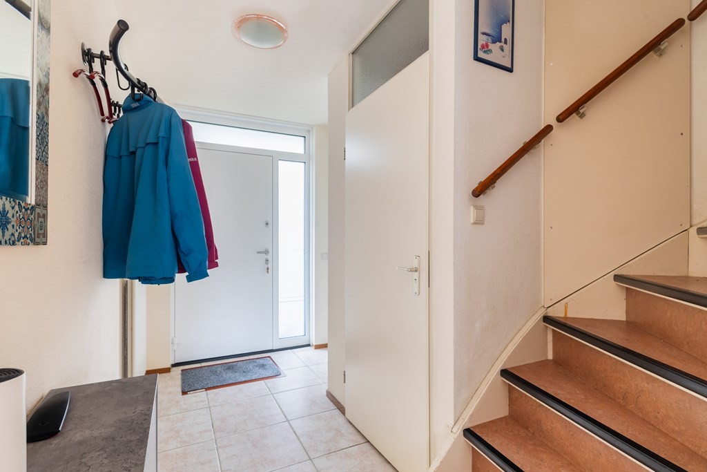 Tussenwoning te koop: Palissander 381, Dordrecht