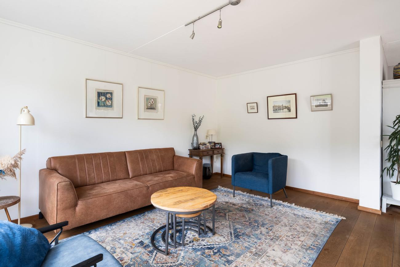 Twee-onder-één-kap te koop: Iroko 184, Dordrecht