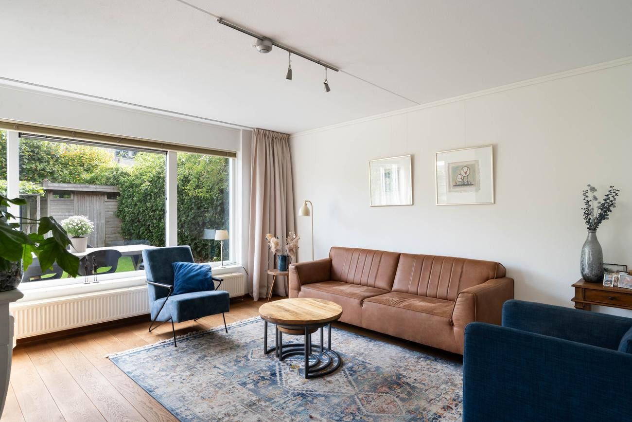 Twee-onder-één-kap te koop: Iroko 184, Dordrecht