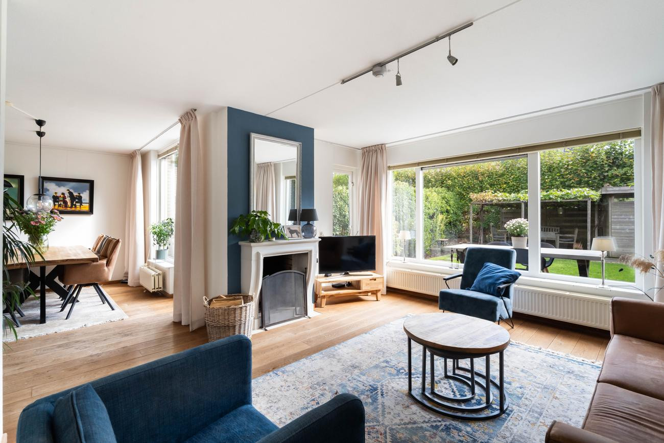 Twee-onder-één-kap te koop: Iroko 184, Dordrecht