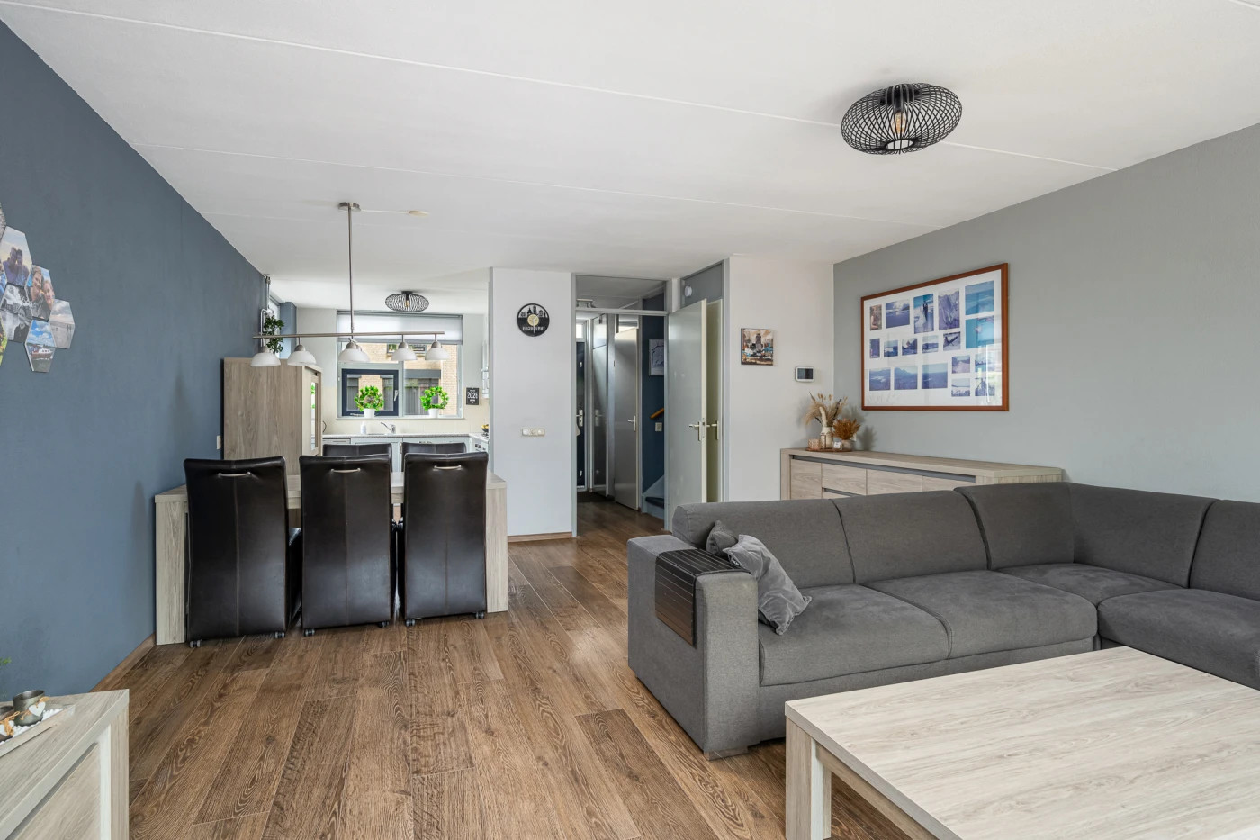 Hoekwoning te koop: Van den Broek-erf 145, Dordrecht