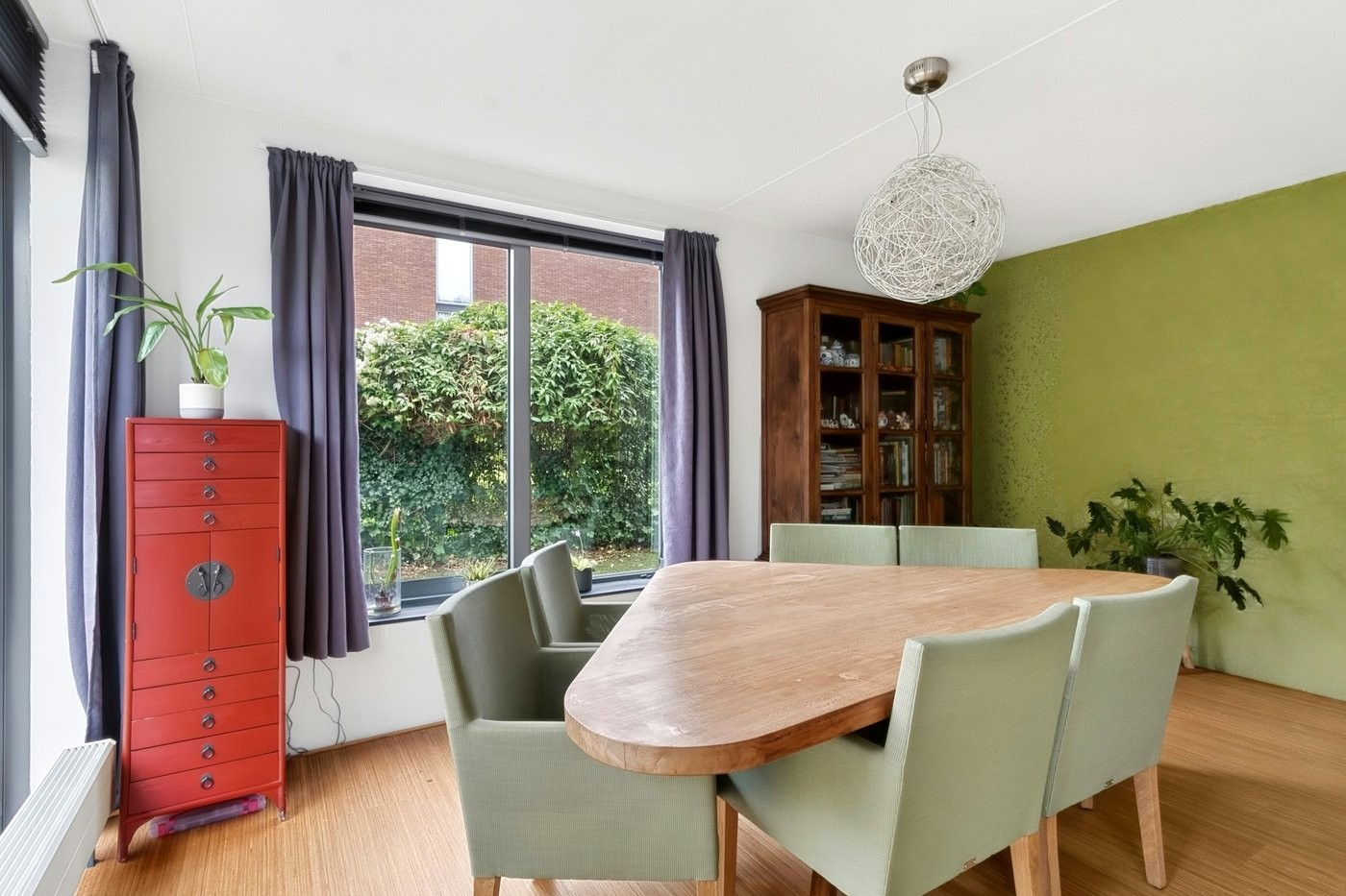 Twee-onder-één-kap te koop: Makoré 37, Dordrecht