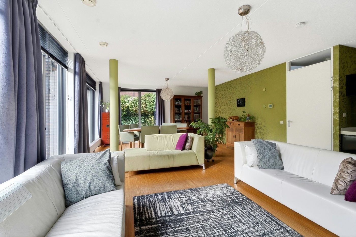 Twee-onder-één-kap te koop: Makoré 37, Dordrecht
