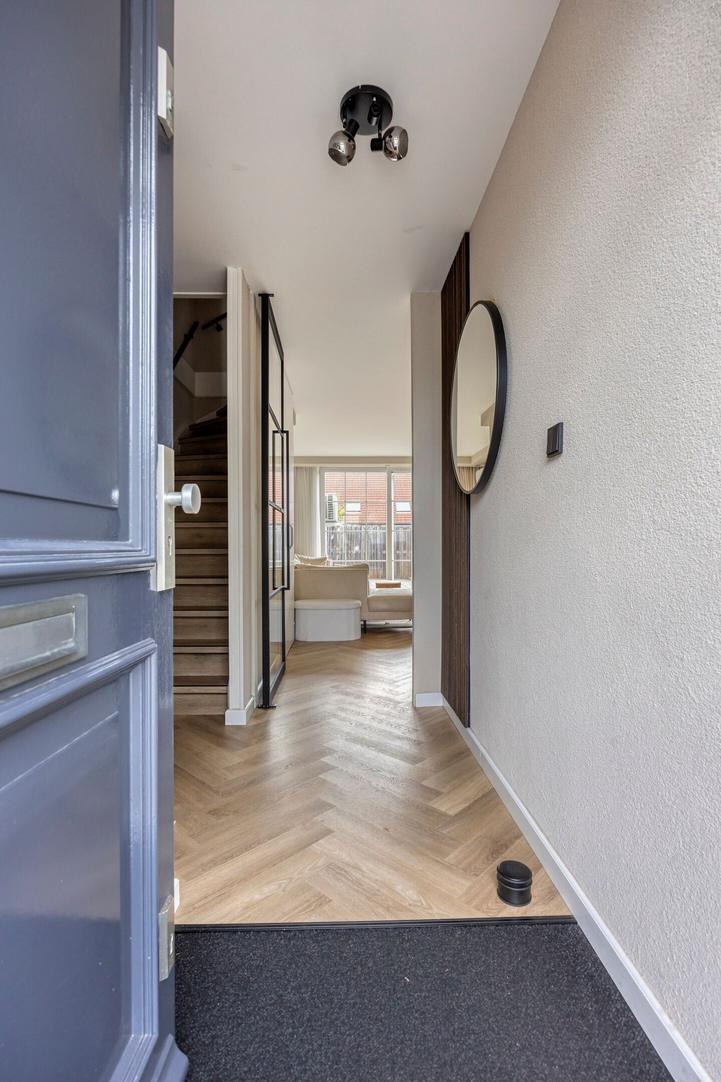 Tussenwoning te koop: Suze Groeneweg-erf 378, Dordrecht