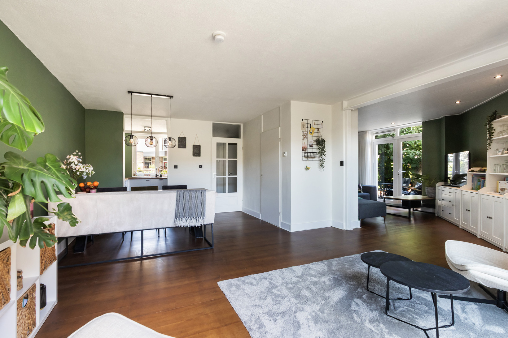 Hoekwoning te koop: Suze Groeneweg-erf 380, Dordrecht