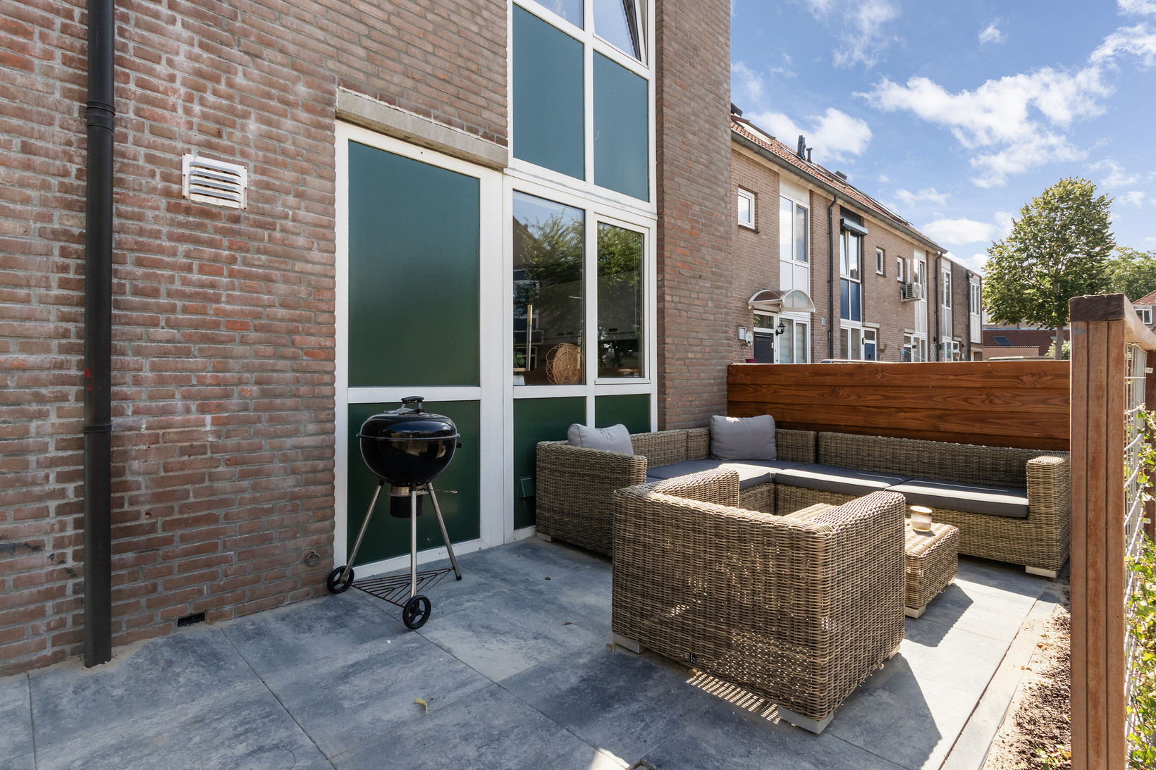 Hoekwoning te koop: Suze Groeneweg-erf 380, Dordrecht