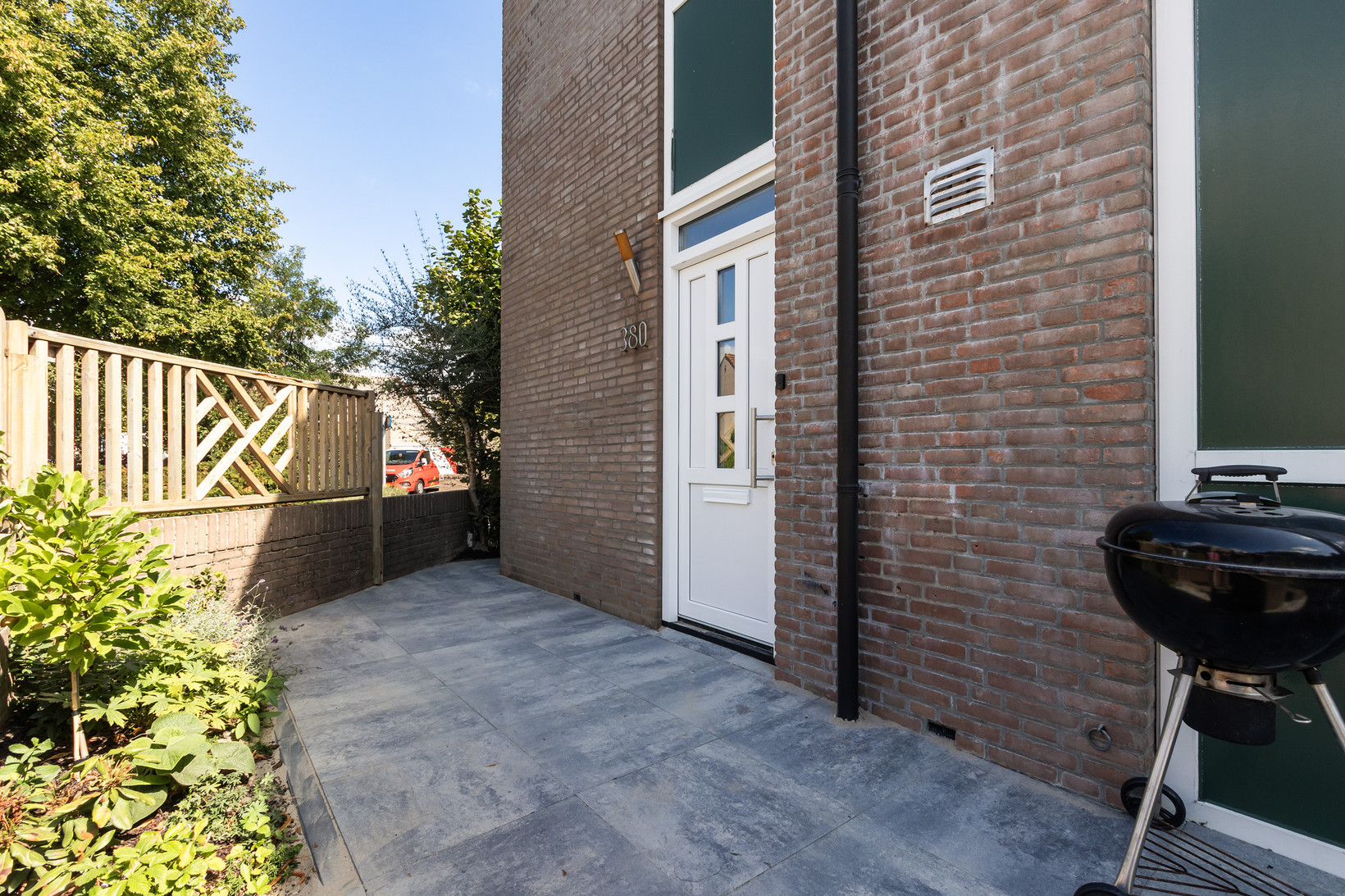 Hoekwoning te koop: Suze Groeneweg-erf 380, Dordrecht