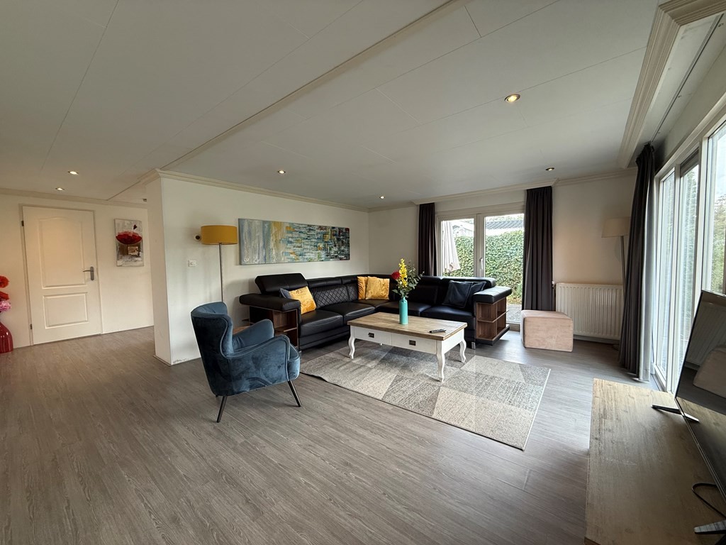 Vrijstaande woning te koop: Rijksstraatweg 186-324, Dordrecht