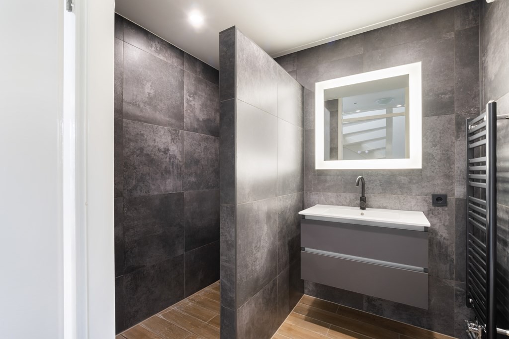 Tussenwoning te koop: Van Ewijckstraat 28, Dordrecht