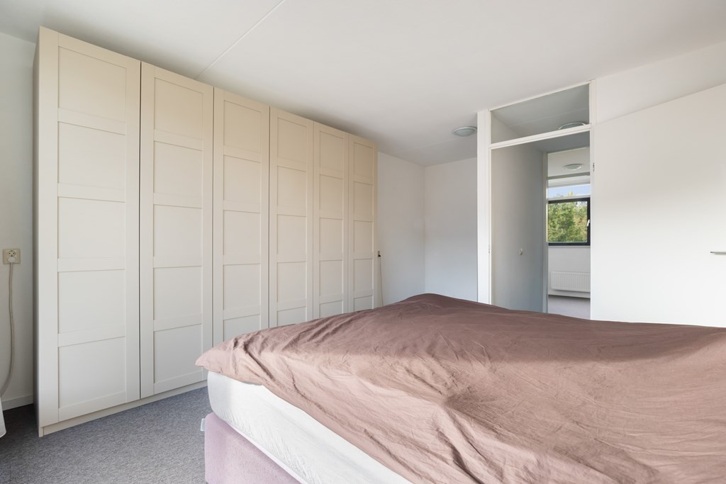 Tussenwoning te koop: Van Ewijckstraat 28, Dordrecht