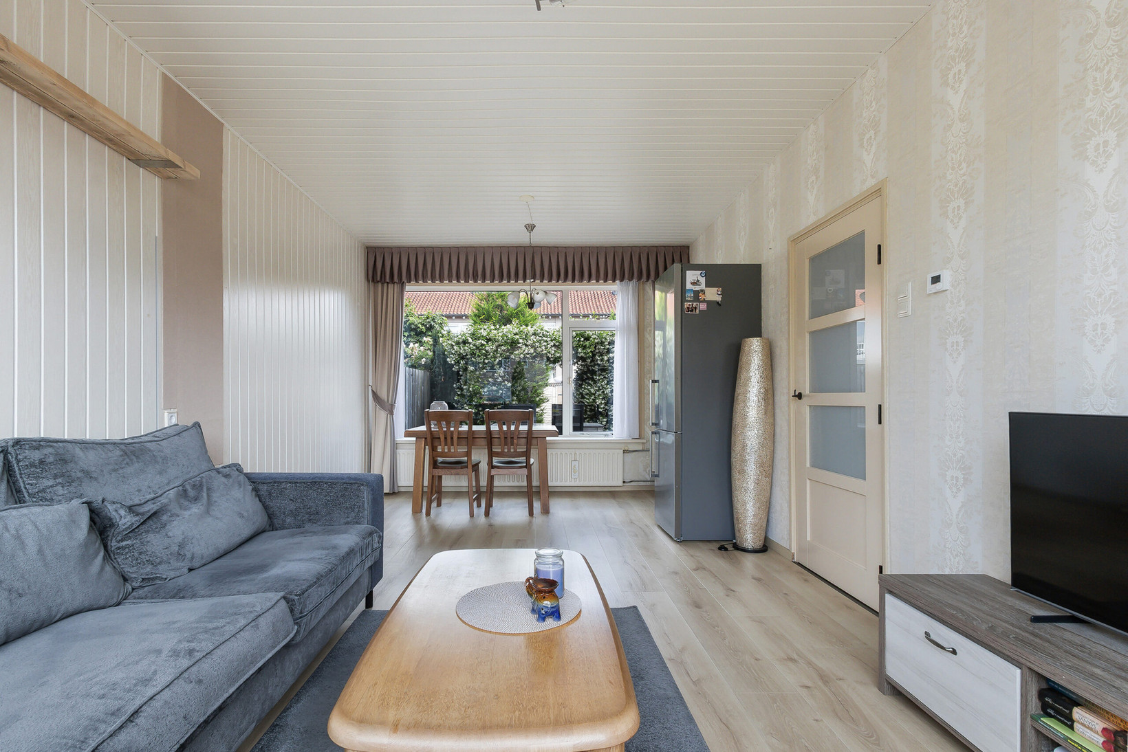 Tussenwoning te koop: Olivier van Noortstraat 10, Dordrecht