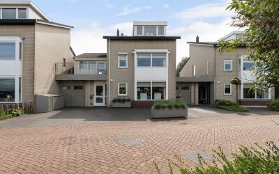 Houtenend 46