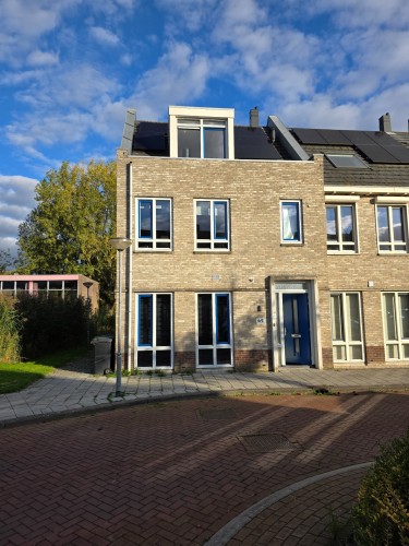 Joop den Uylstraat 65
