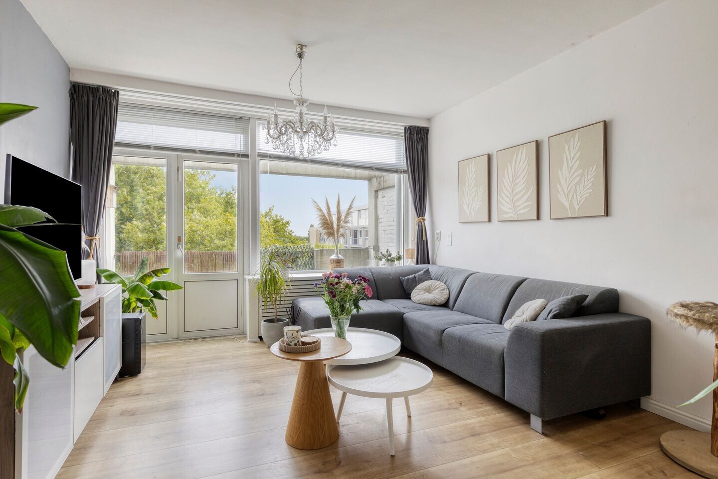Appartement te koop: Van Bosseplantsoen 136, Dordrecht