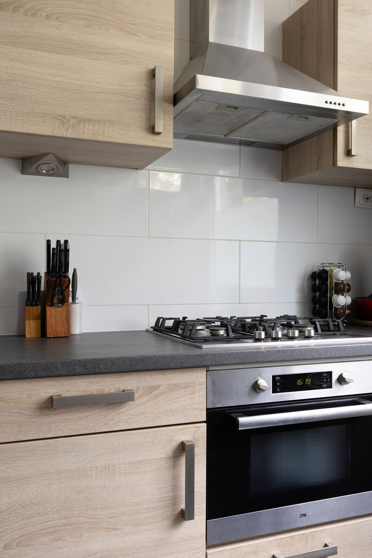 Appartement te koop: Van Bosseplantsoen 136, Dordrecht