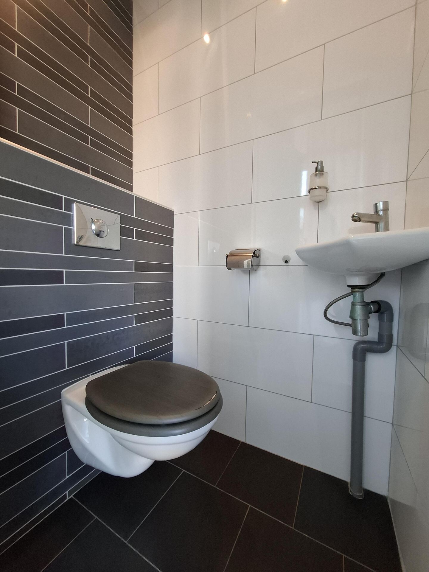 Tussenwoning te koop: Jacob van Heemskerckstraat 40, Dordrecht