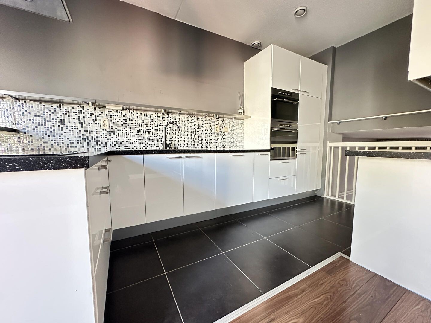 Tussenwoning te koop: Jacob van Heemskerckstraat 40, Dordrecht