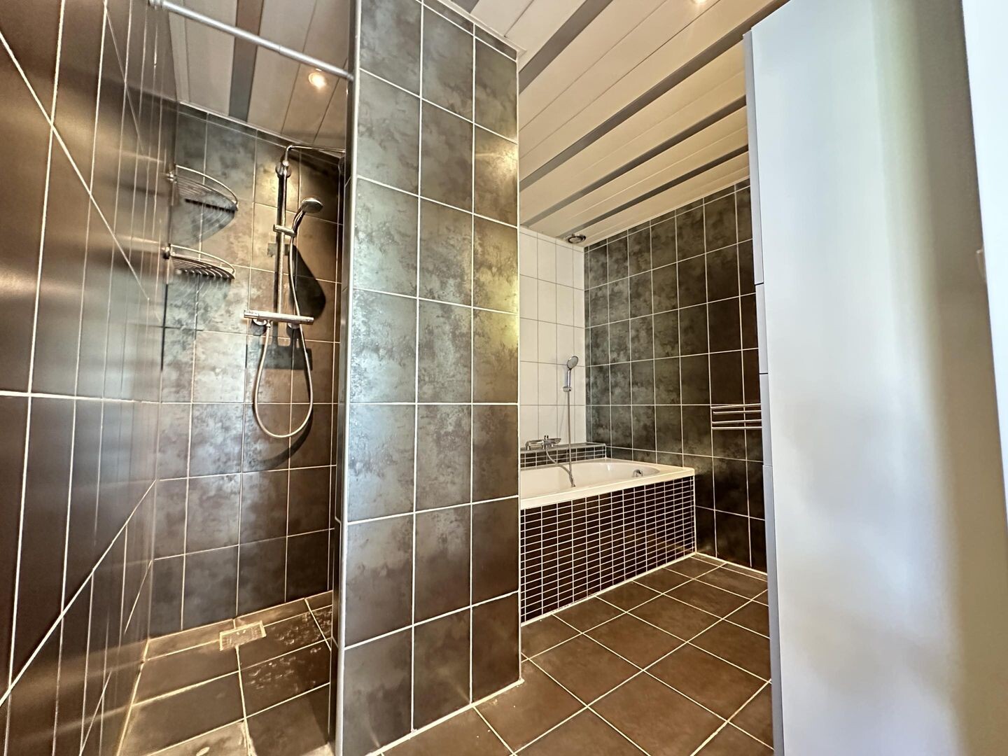 Tussenwoning te koop: Jacob van Heemskerckstraat 40, Dordrecht