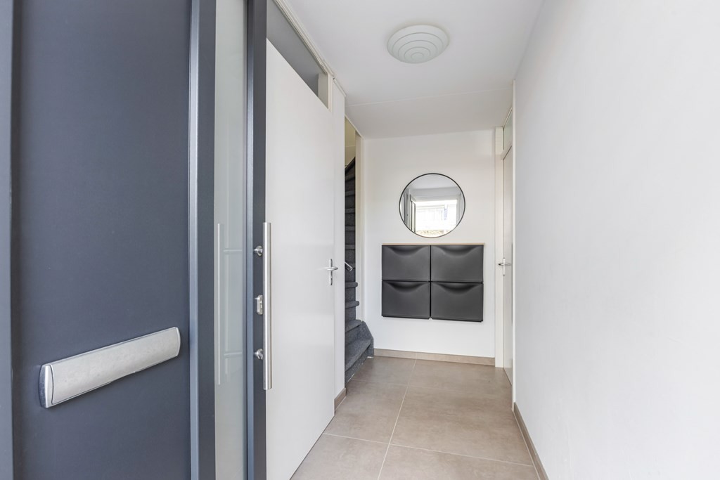 Tussenwoning te koop: Cornelis Trompweg 92, Dordrecht