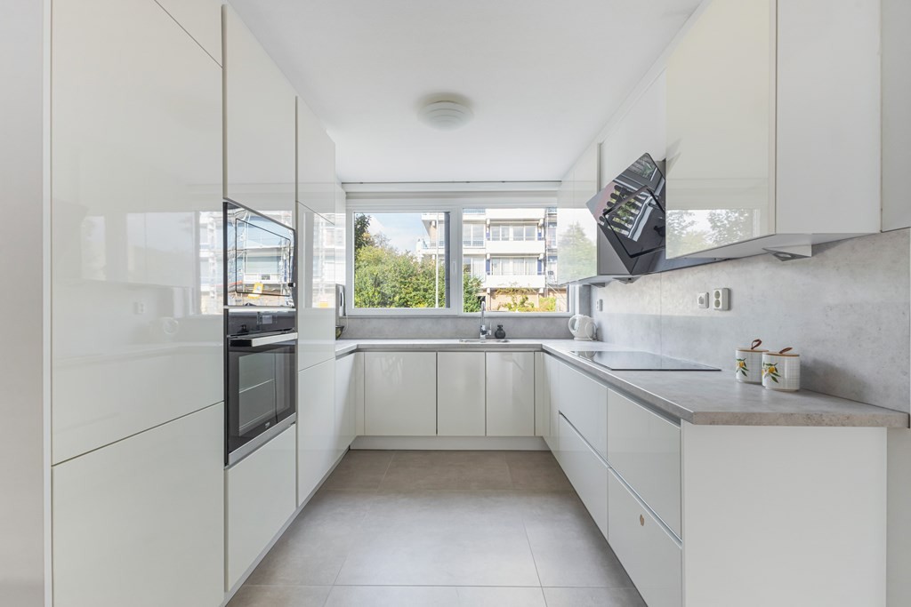 Tussenwoning te koop: Cornelis Trompweg 92, Dordrecht