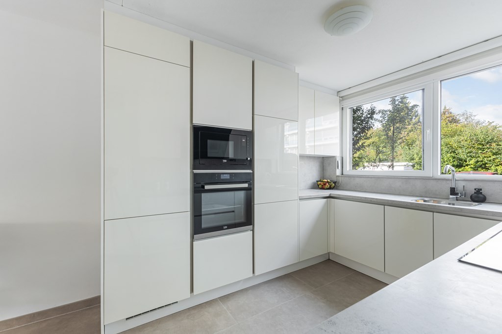 Tussenwoning te koop: Cornelis Trompweg 92, Dordrecht