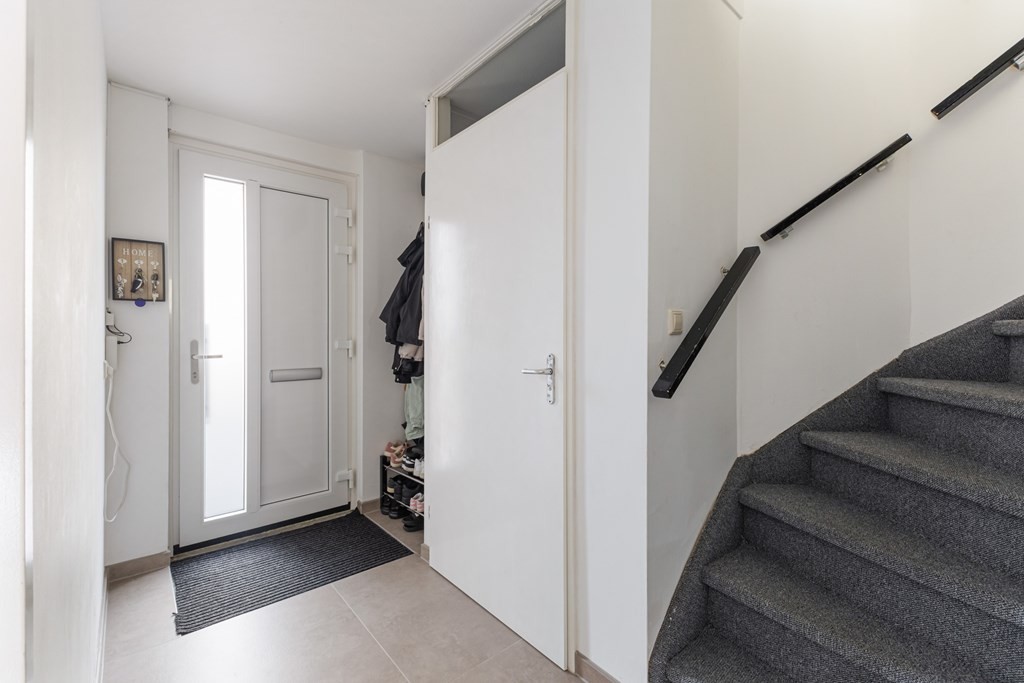 Tussenwoning te koop: Cornelis Trompweg 92, Dordrecht