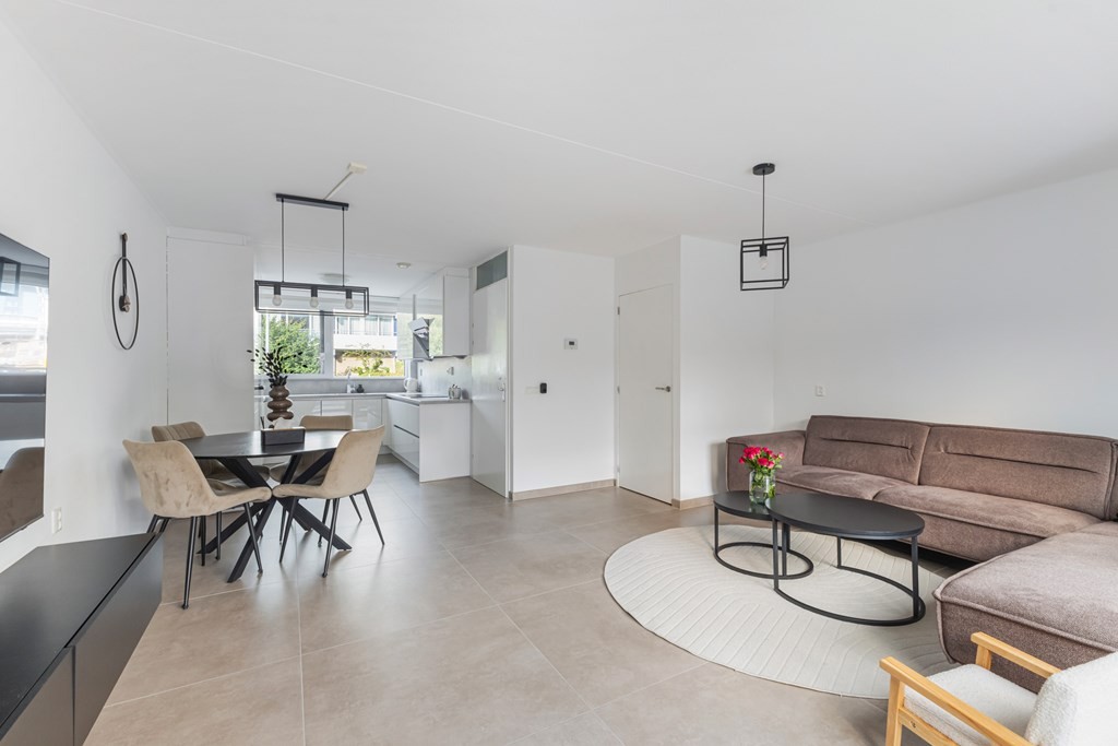 Tussenwoning te koop: Cornelis Trompweg 92, Dordrecht
