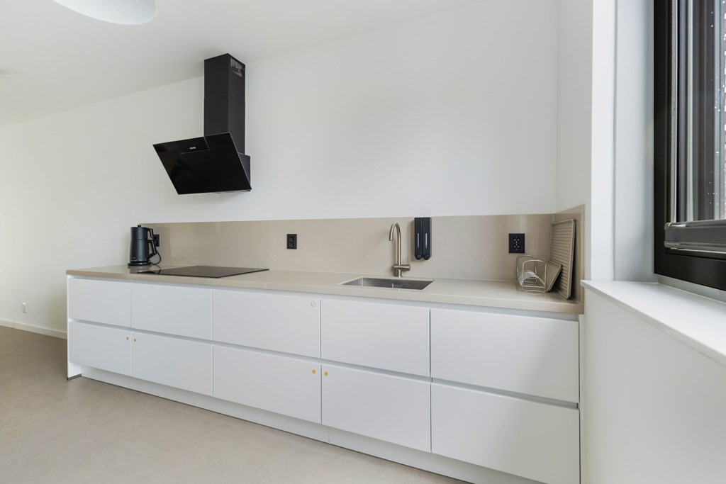 Tussenwoning te koop: Van Kinsbergenstraat 4, Dordrecht