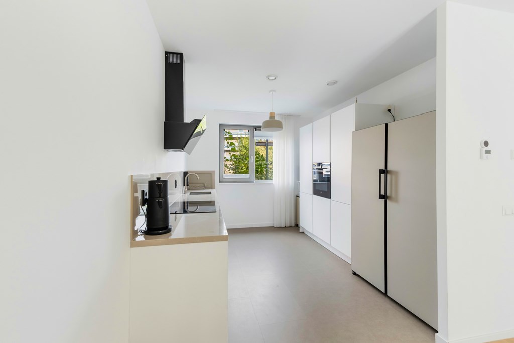 Tussenwoning te koop: Van Kinsbergenstraat 4, Dordrecht
