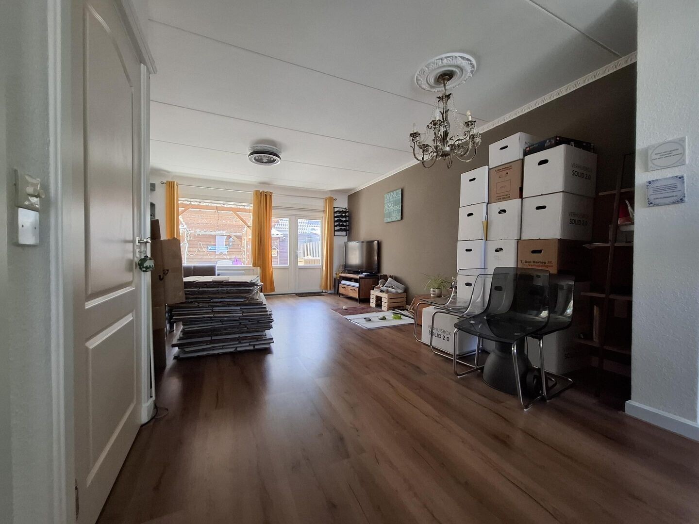 Tussenwoning te koop: Schoenerstraat 16, Dordrecht