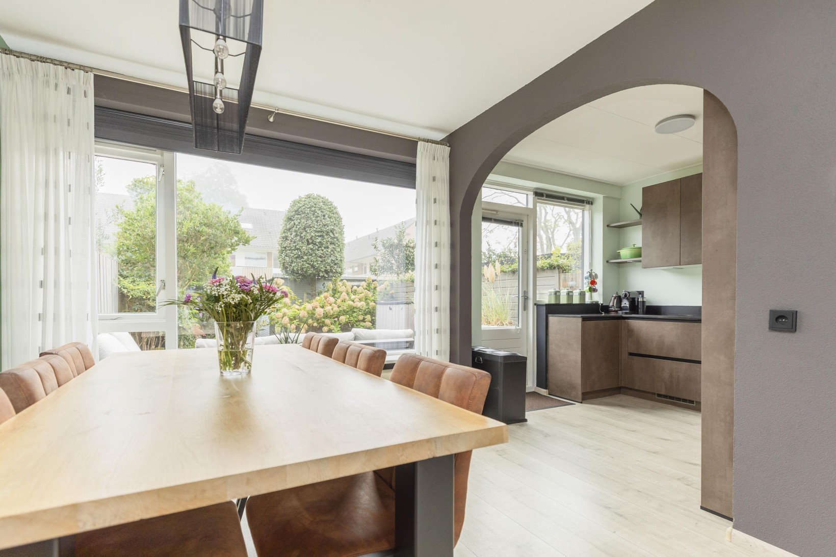 Tussenwoning te koop: Polluxhof 30, Dordrecht