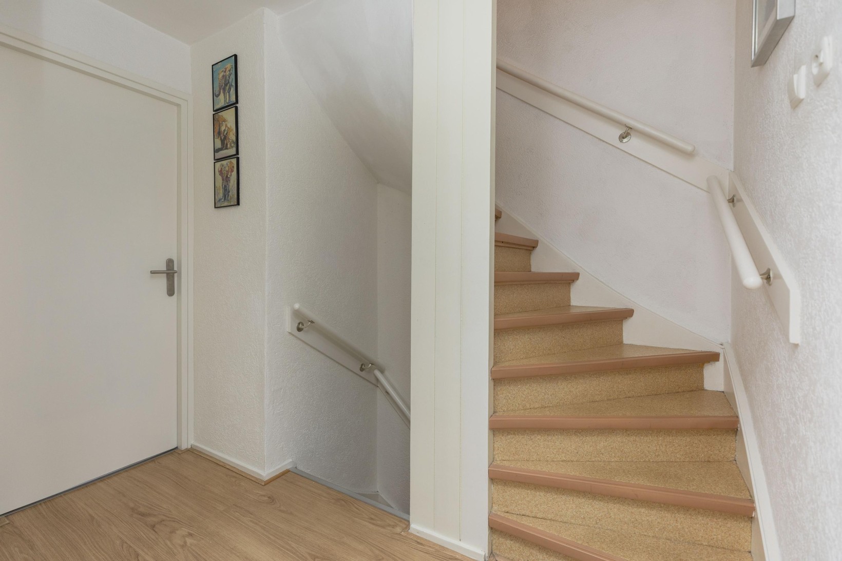 Tussenwoning te koop: Polluxhof 30, Dordrecht
