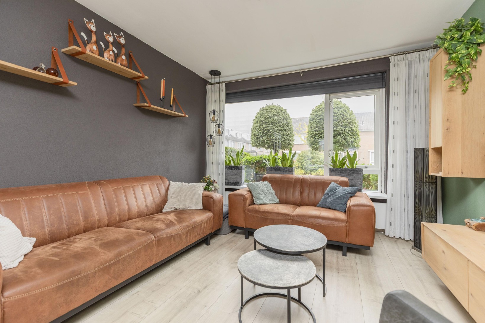 Tussenwoning te koop: Polluxhof 30, Dordrecht