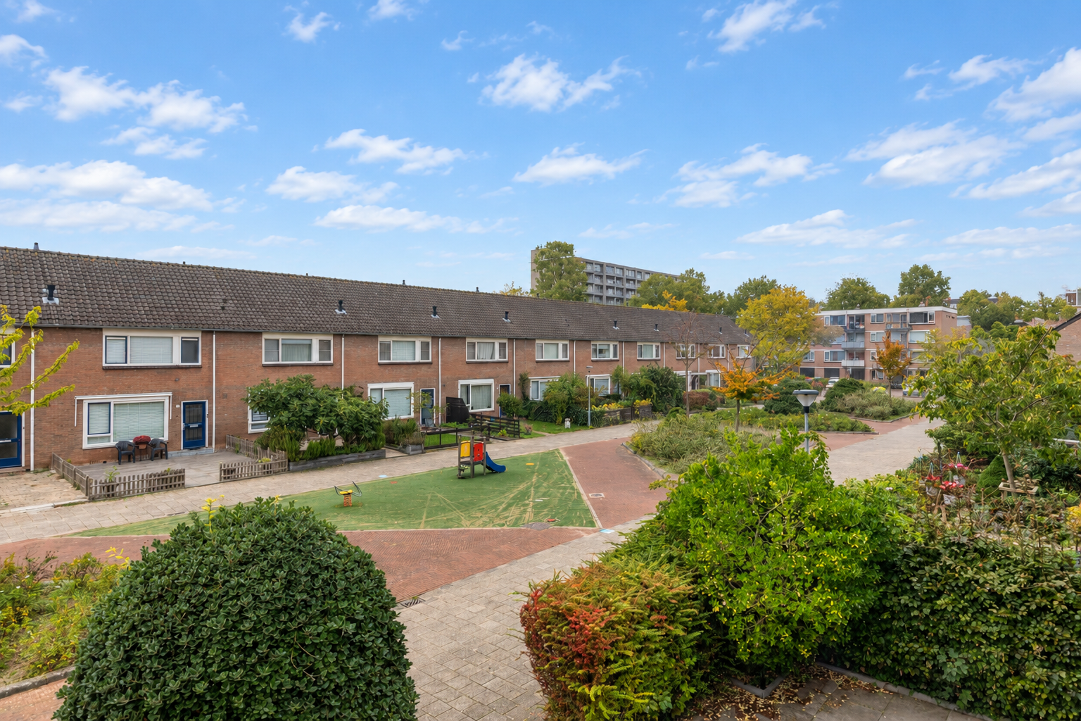 Tussenwoning te koop: Polluxhof 30, Dordrecht