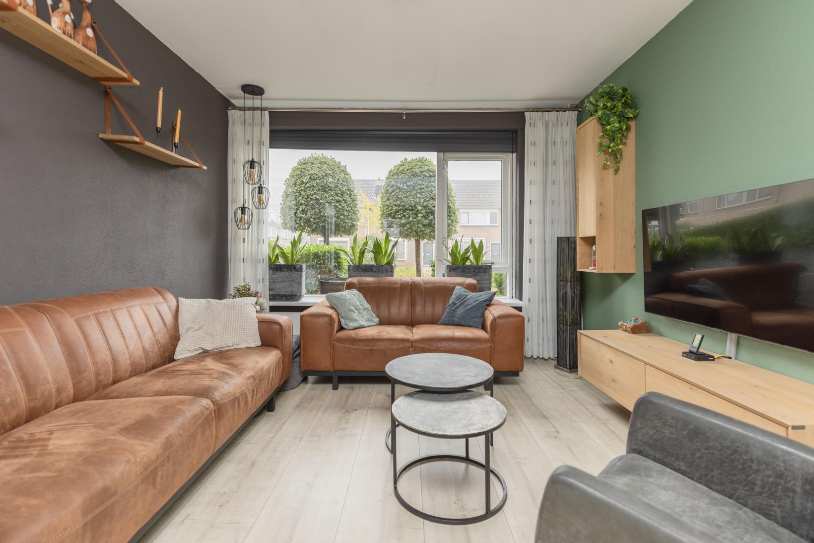 Tussenwoning te koop: Polluxhof 30, Dordrecht