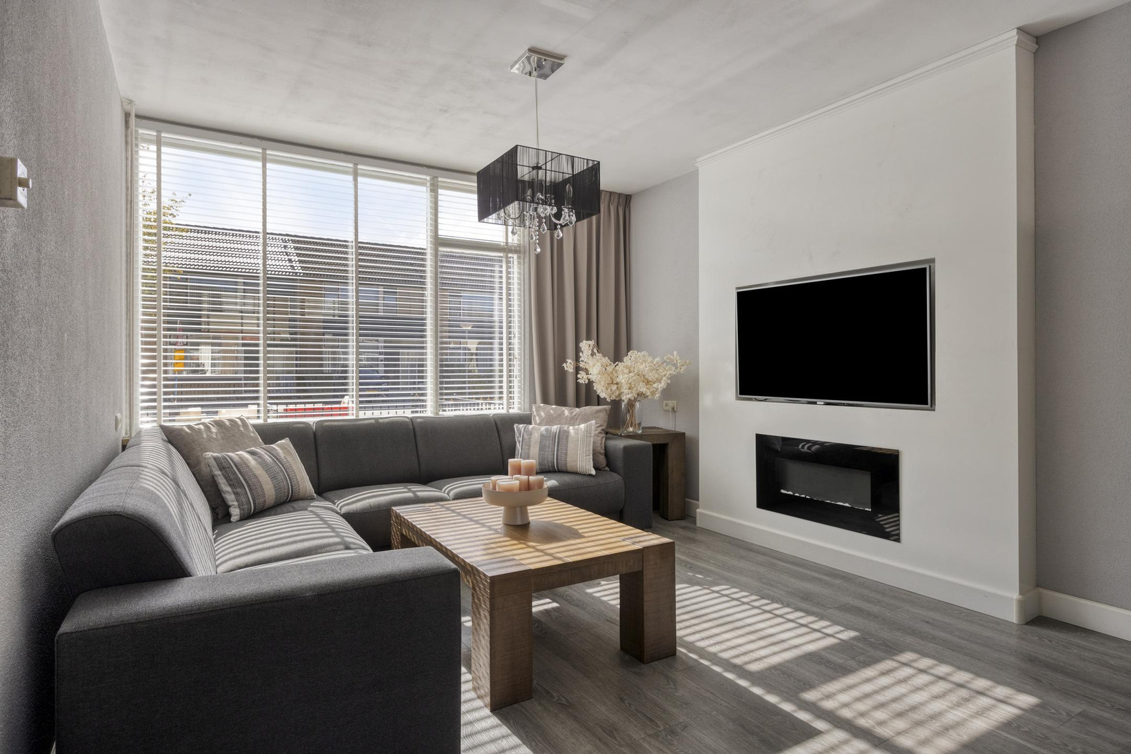 Tussenwoning te koop: Gemmahof 9, Dordrecht