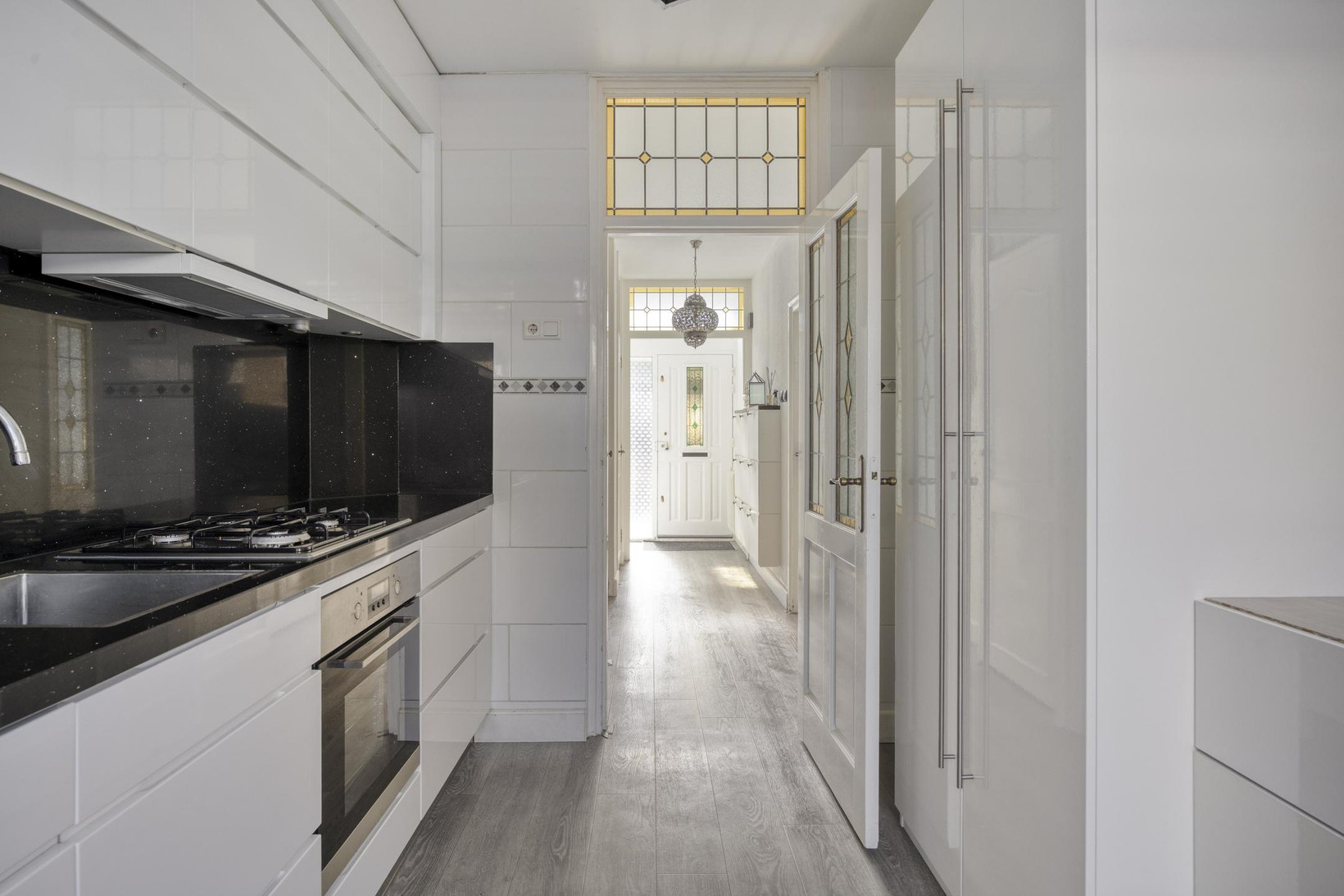 Tussenwoning te koop: Gemmahof 9, Dordrecht