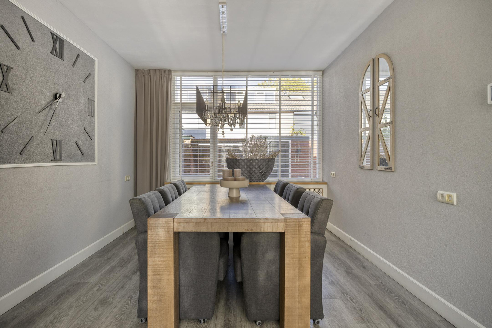 Tussenwoning te koop: Gemmahof 9, Dordrecht