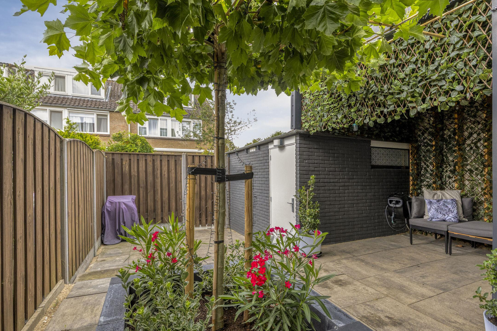 Hoekwoning te koop: Poolsterhof 1, Dordrecht