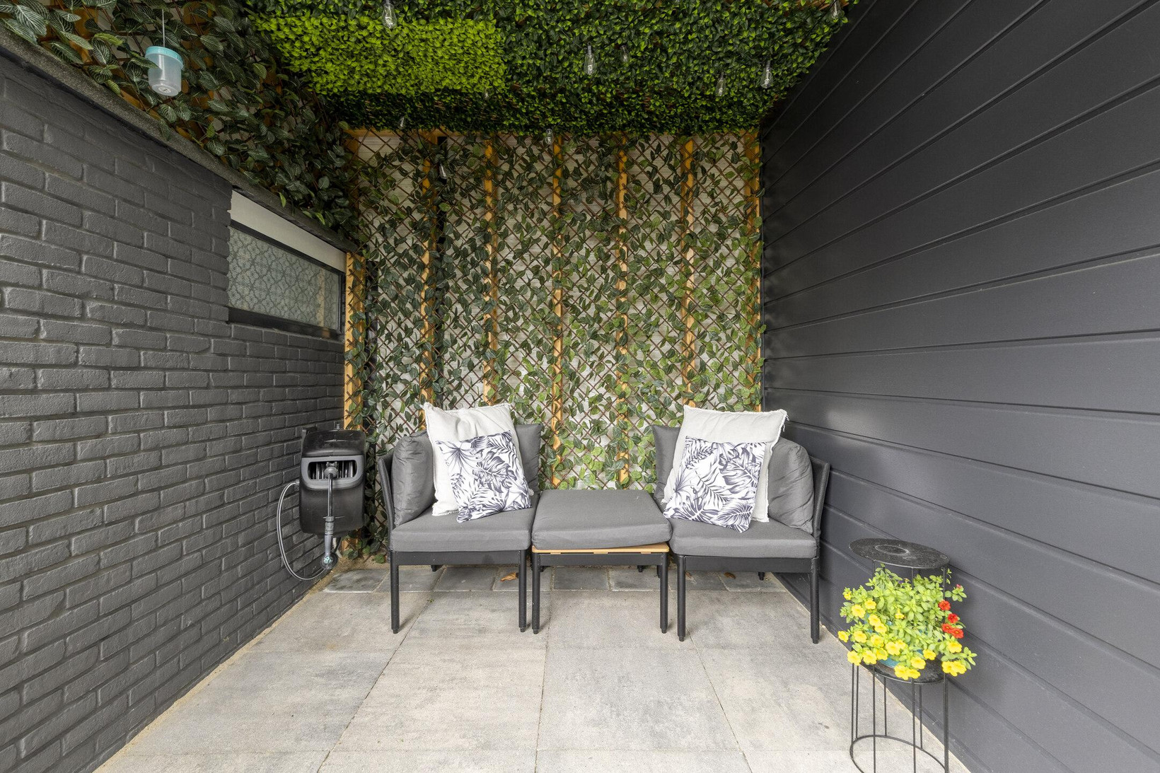 Hoekwoning te koop: Poolsterhof 1, Dordrecht