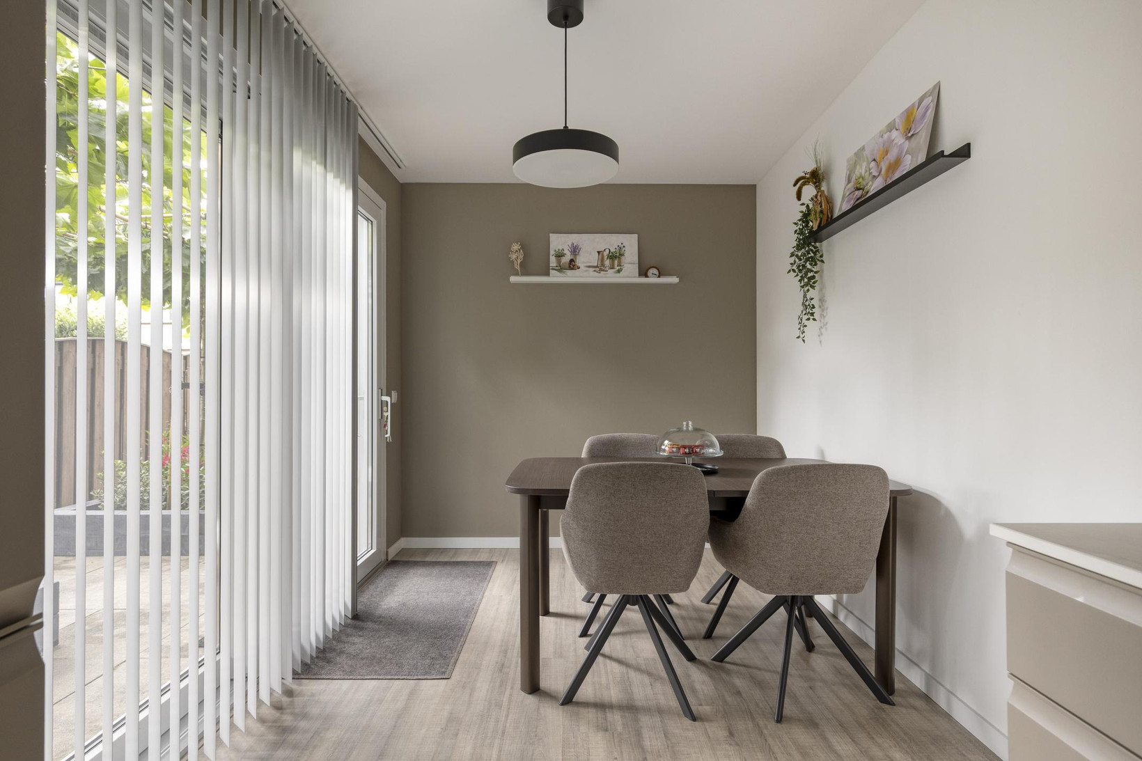 Hoekwoning te koop: Poolsterhof 1, Dordrecht