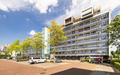 Leeuwstraat 84