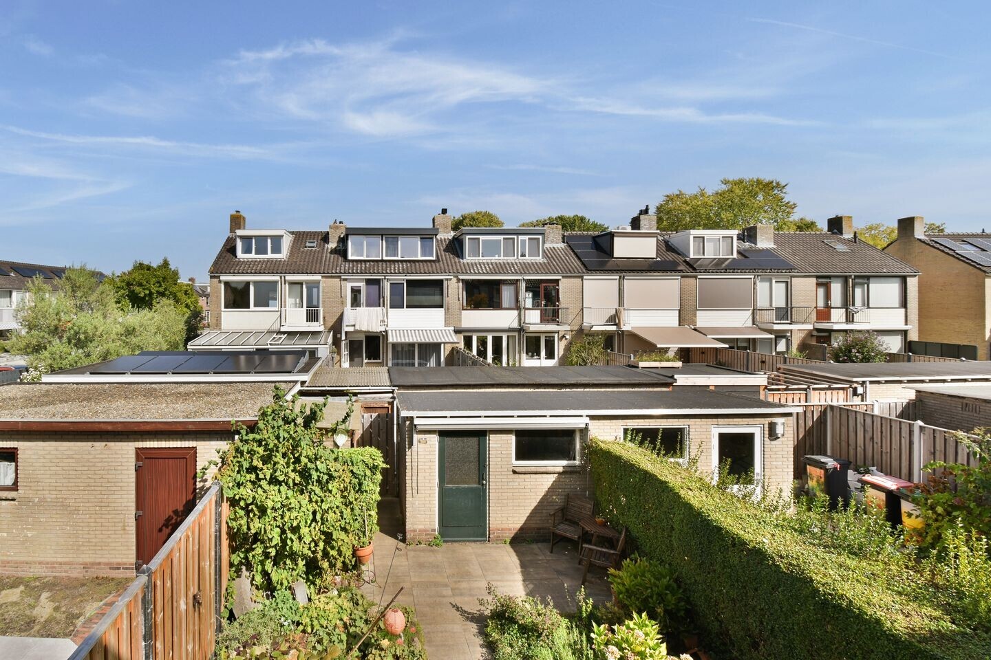Tussenwoning te koop: Magnoliastraat 4, Dordrecht