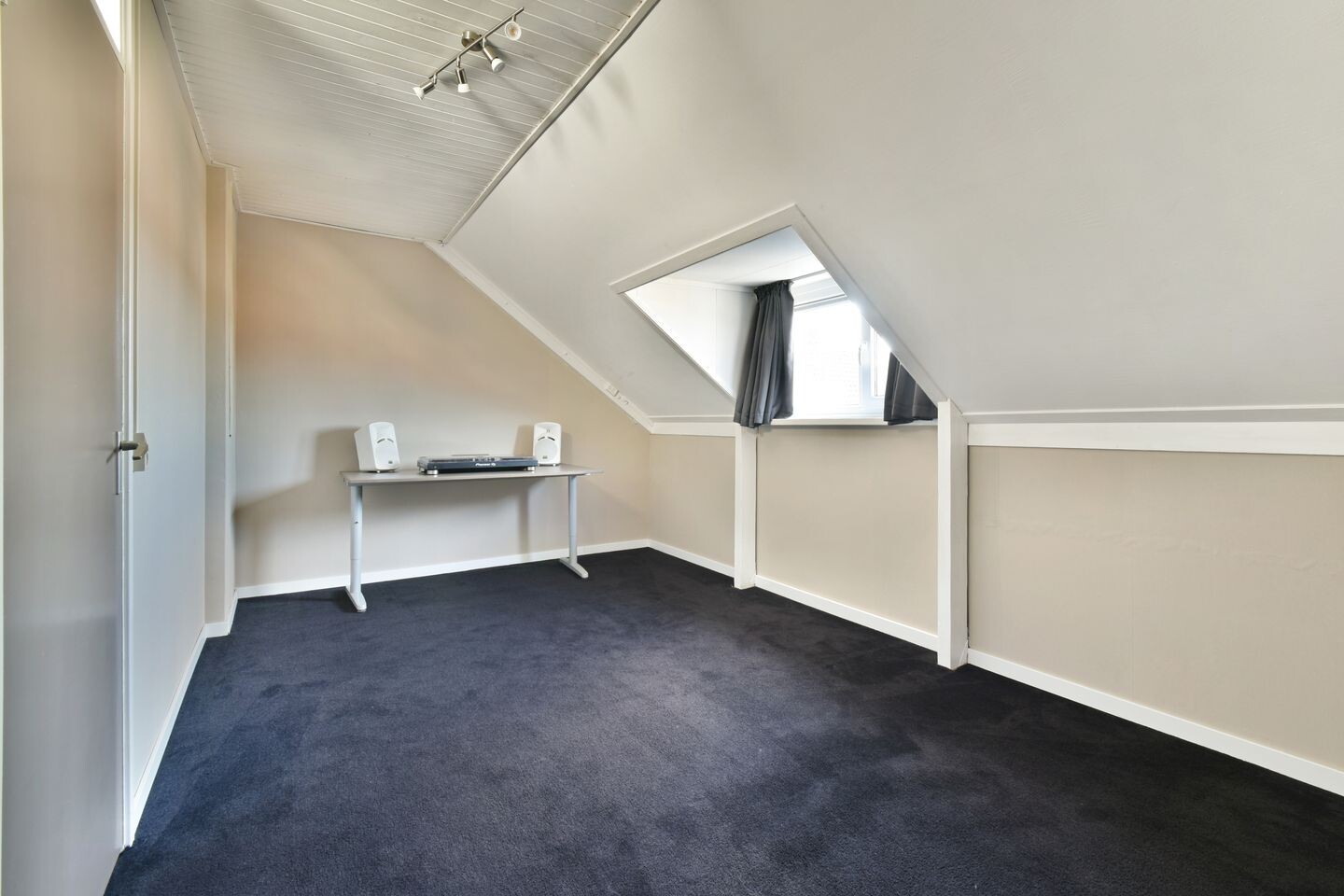 Tussenwoning te koop: Kinkelenburg 103, Dordrecht