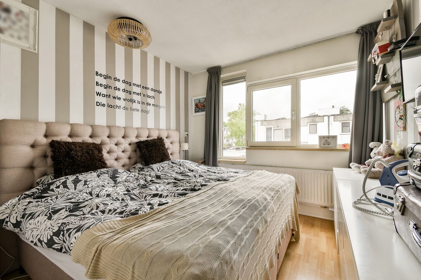 Tussenwoning te koop: Schuilenburg 95, Dordrecht