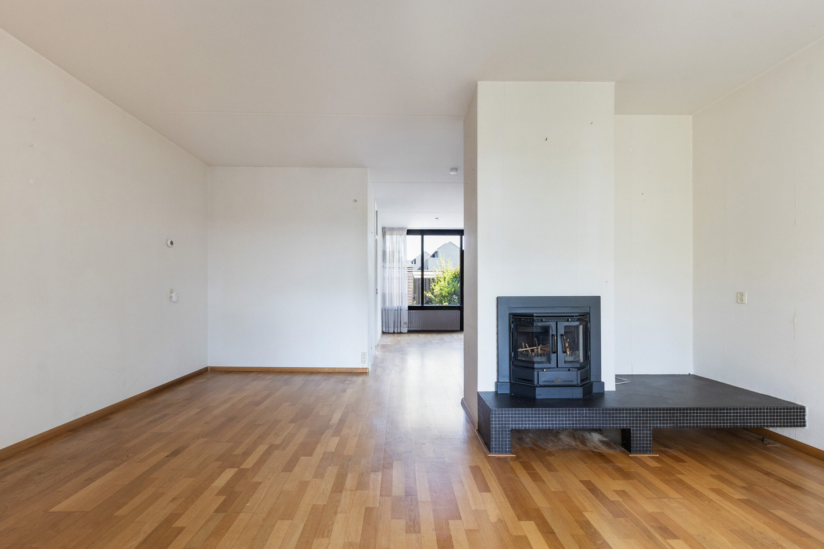 Tussenwoning te koop: Tafelberg 76, Dordrecht